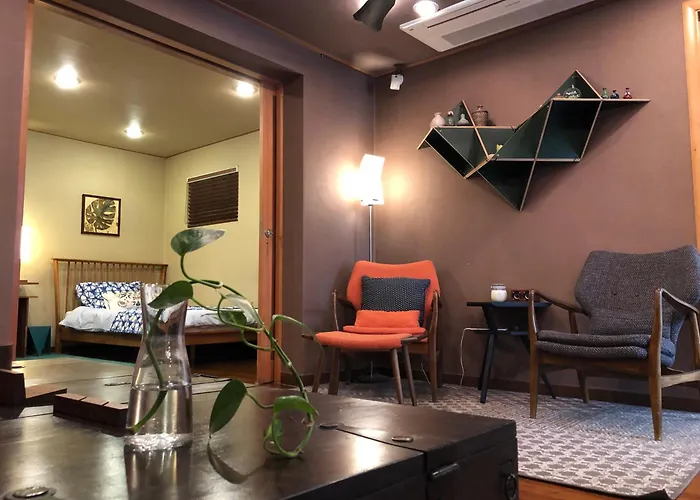 Entire House In Hongdae